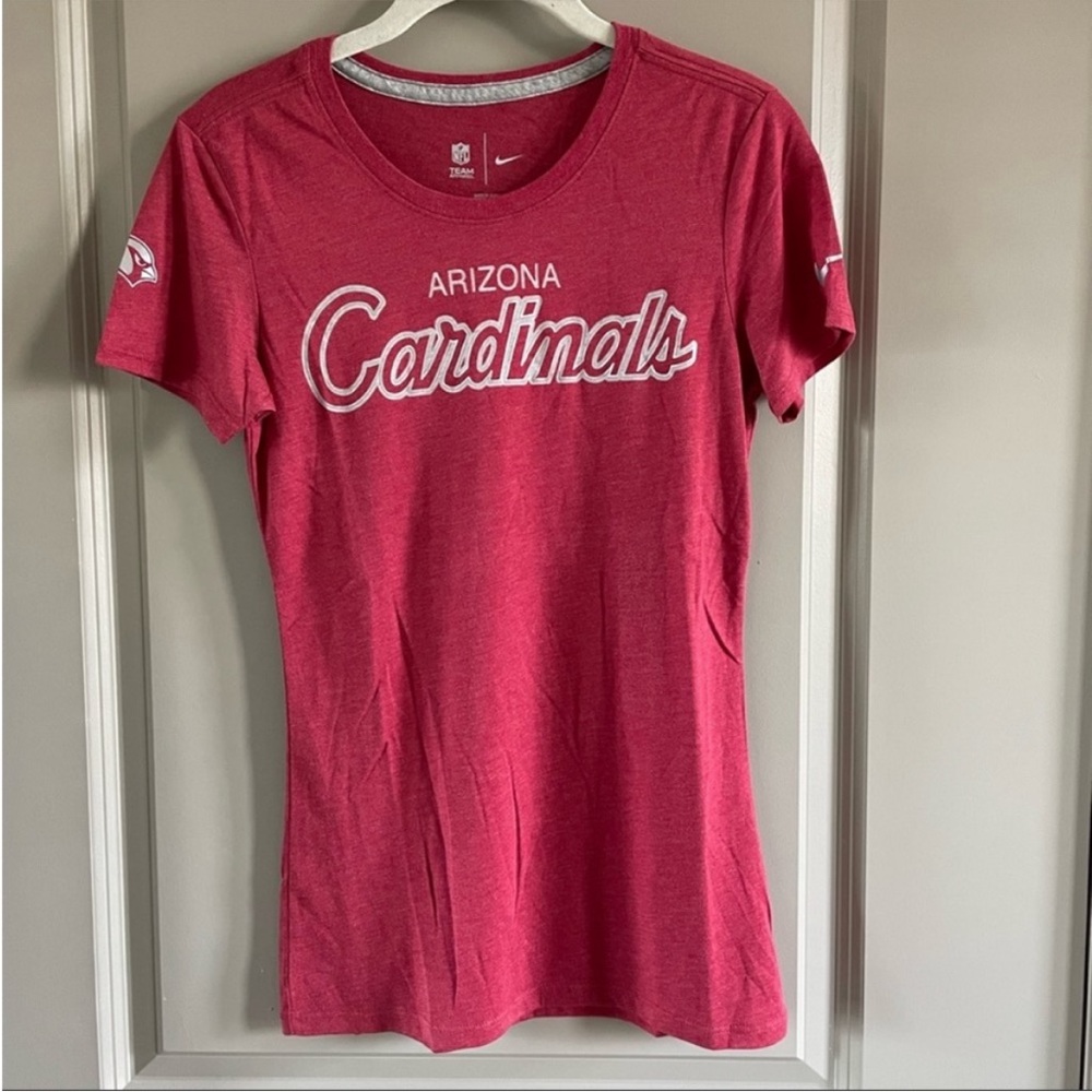 Nike Team Apparel red Arizona Cardinals t-shirt. Never worn.